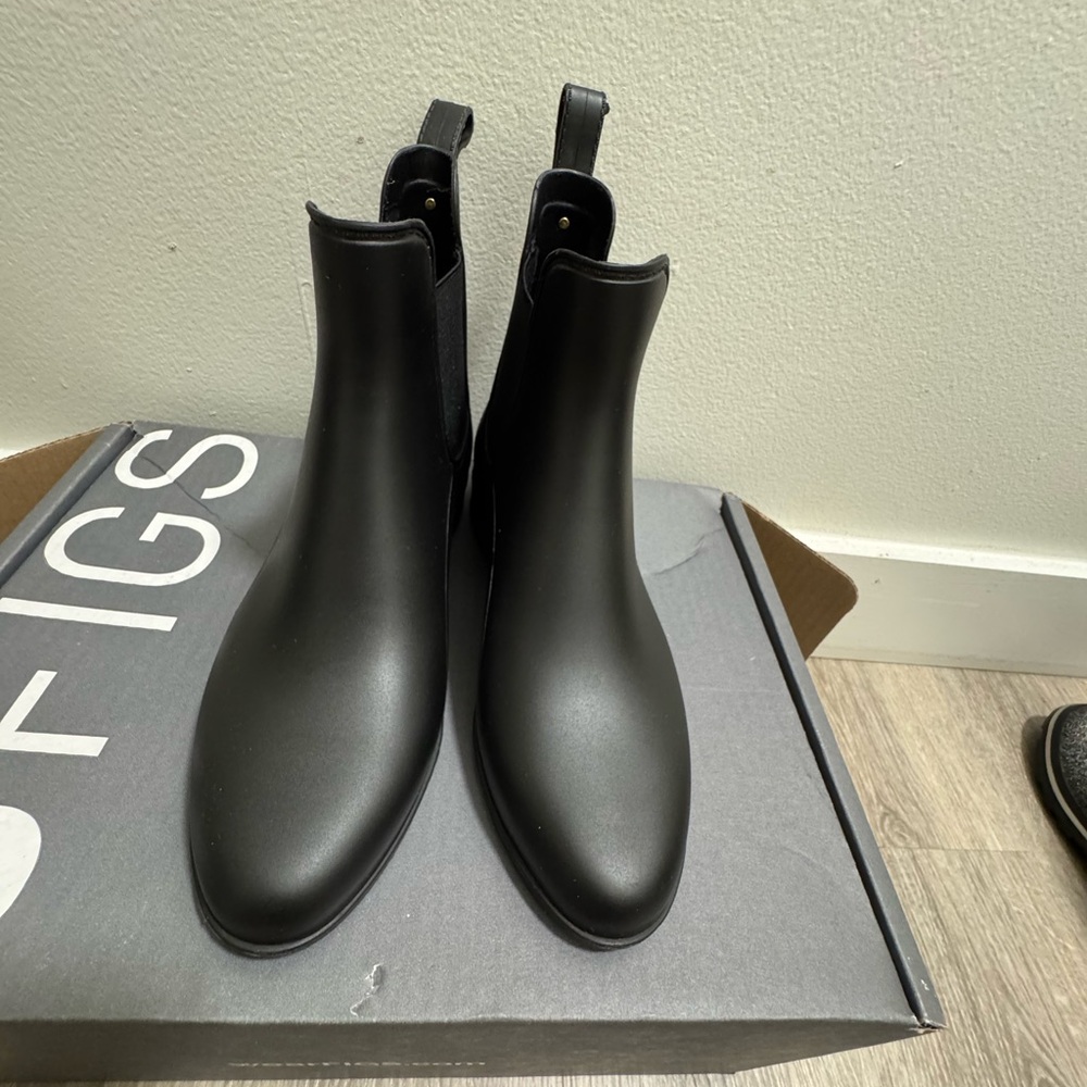 Sam Edelman Black Winter & Rain Boots